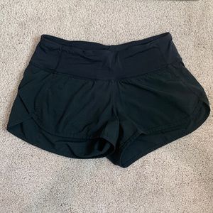 lululemon Speed Shorts Size 2 Black 2.5”